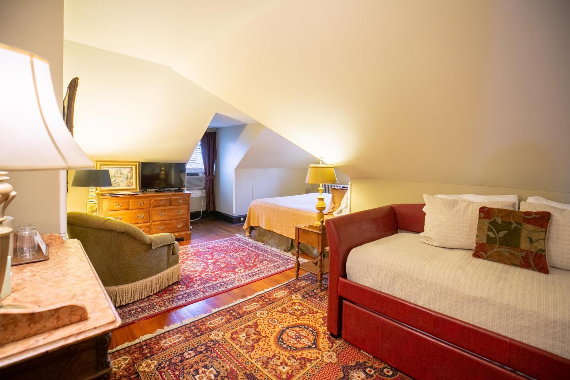 Cameron Estate Inn Mount Joy Eksteriør billede