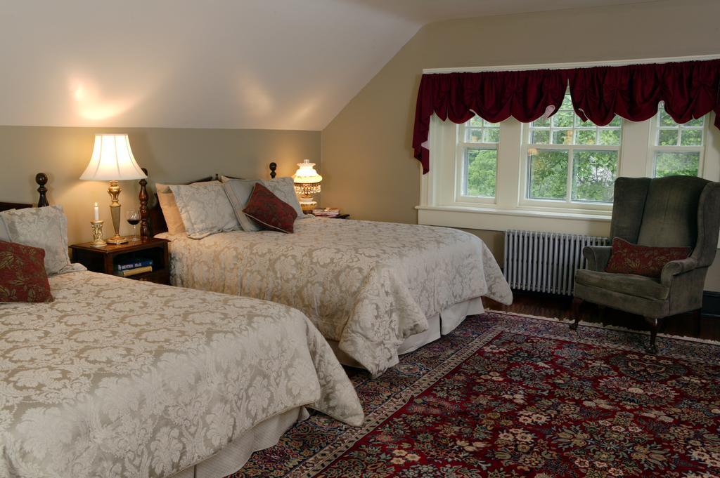 Cameron Estate Inn Mount Joy Eksteriør billede
